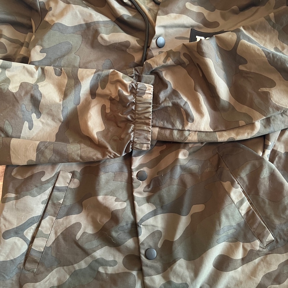 Independent Trading Company WATER RESISTANT HOODED WINDBREAKER COACHES JACKET - Picture 6 of 8